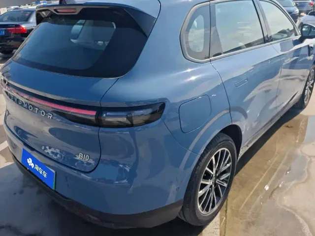 Leapmotor B10 — Фото автомобиля 3