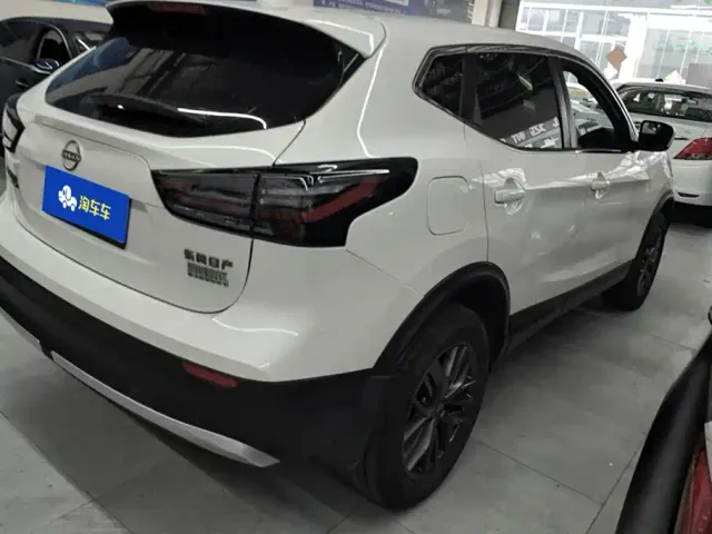 Nissan Qashqai — Фото автомобиля 3