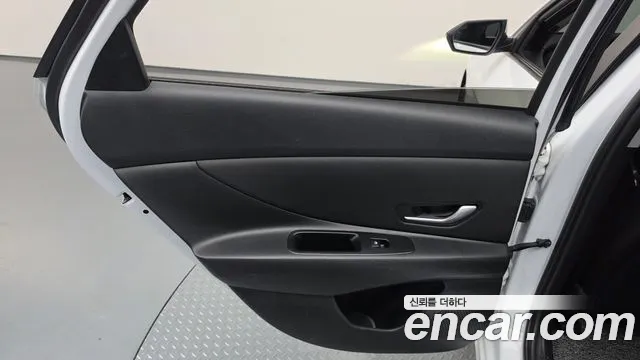 Hyundai Avante CN7 — Фото автомобиля 14