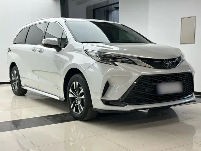 Toyota Granvia — Фото автомобиля 9