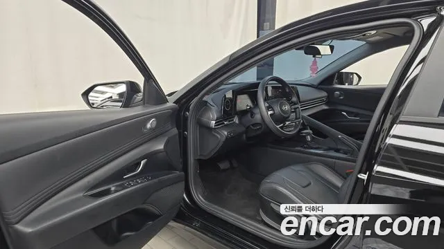 Hyundai Avante CN7 — Фото автомобиля 15