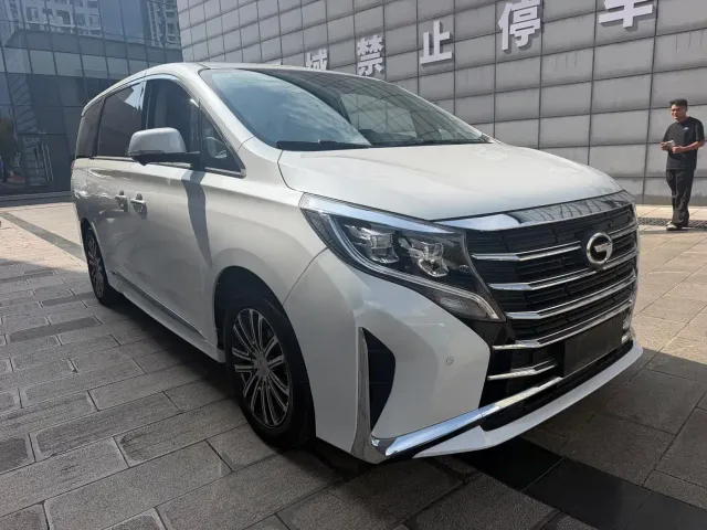 GAC Trumpchi M8 — Фото автомобиля 4