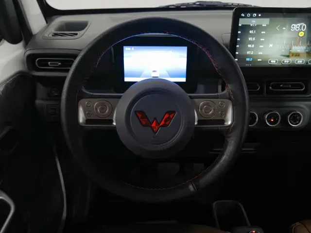 Wuling Zhiguang NEV — Фото автомобиля 11