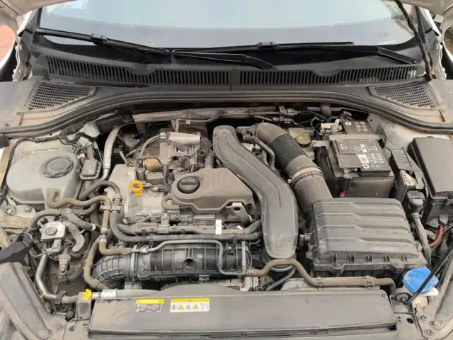 Volkswagen Sagitar — Фото автомобиля 10