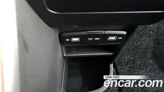 Hyundai Staria Staria L3.5 Tourer 11 мест — Фото автомобиля 27