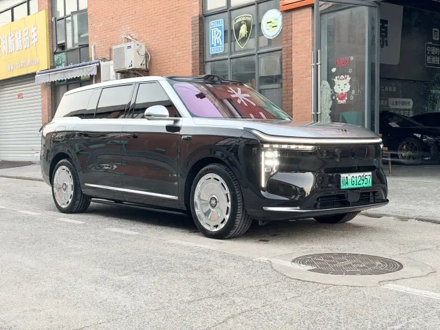 IM Motors LS9 — Фото автомобиля 3