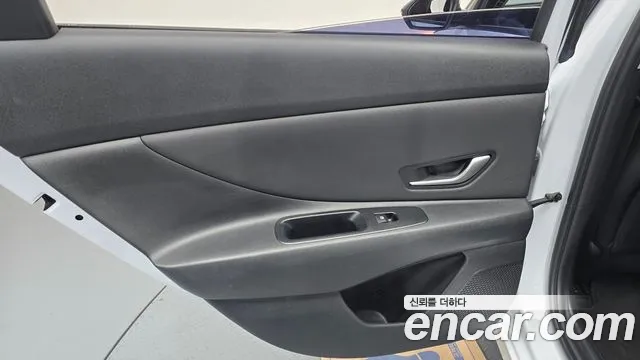 Hyundai Avante CN7 — Фото автомобиля 14