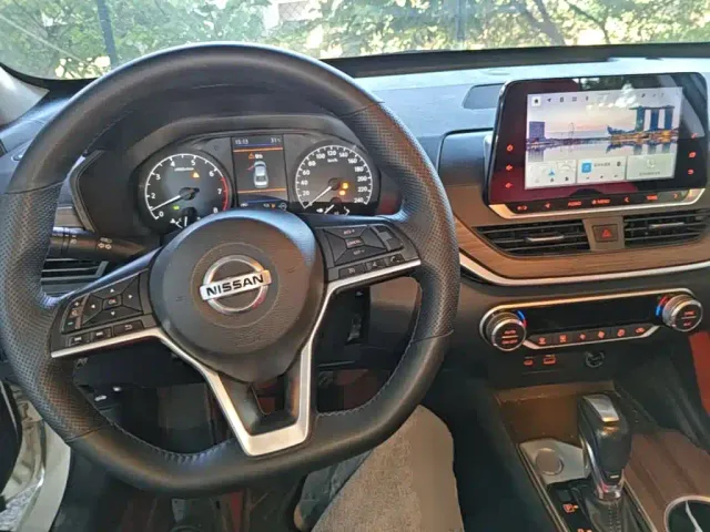 Nissan Teana — Фото автомобиля 9