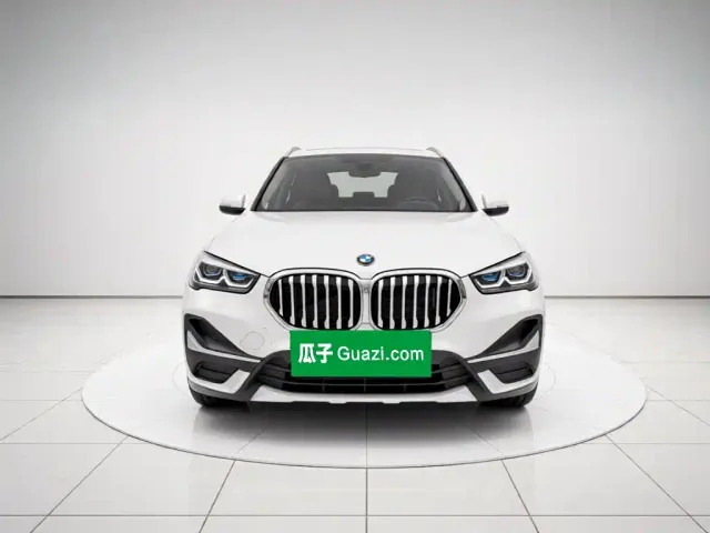 BMW X1 — Фото автомобиля 2