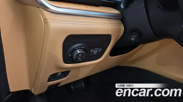Jeep Cherokee WL — Фото автомобиля 20