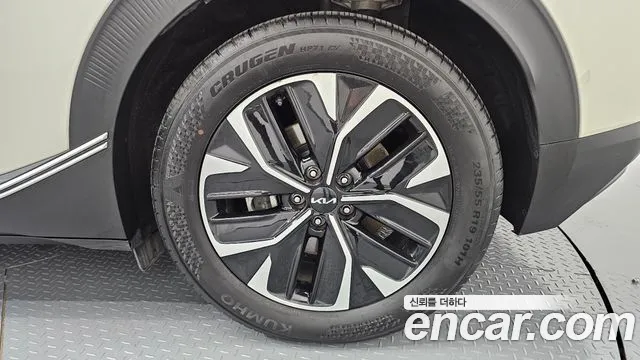 Kia EV6 — Фото автомобиля 20