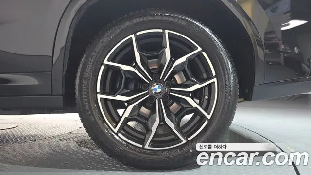 BMW X4 xDrive20i M Sport — Фото автомобиля 19
