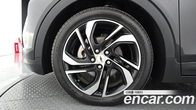 Chevrolet Bolt EV — Фото автомобиля 5