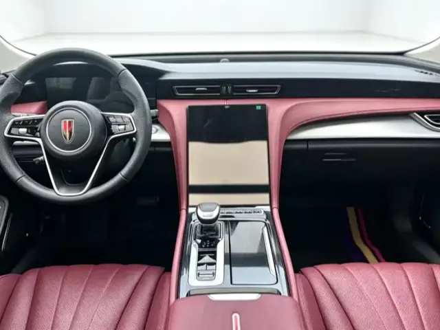 Hongqi H5 — Фото автомобиля 4