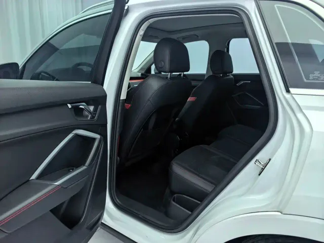 Audi Q3 — Фото автомобиля 15