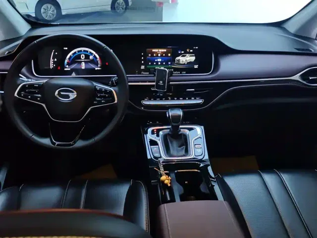 GAC Trumpchi M6 — Фото автомобиля 12