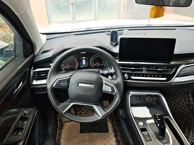 Haval H6 — Фото автомобиля 15