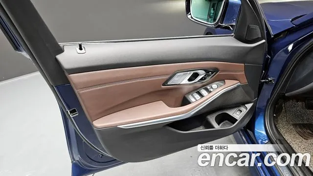 BMW 3-Series 3 серия (G20) 320i Luxury — Фото автомобиля 24