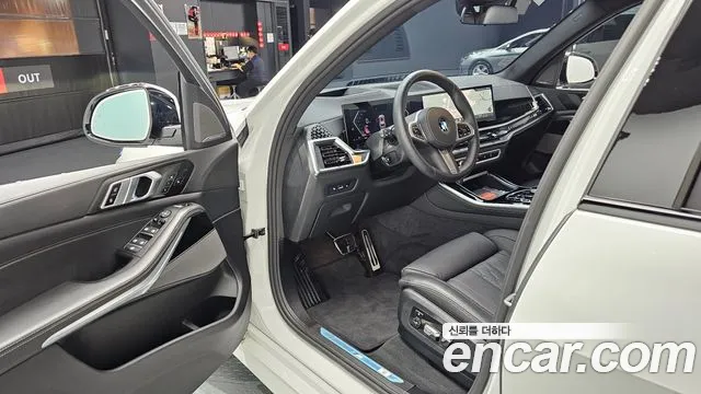 BMW X5 xDrive 40i M Sport — Фото автомобиля 7