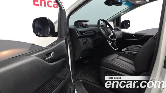 Hyundai Staria — Фото автомобиля 15