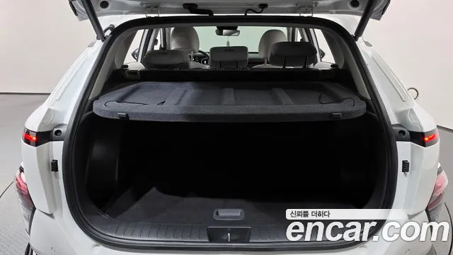 Hyundai Kona SX2 — Фото автомобиля 23