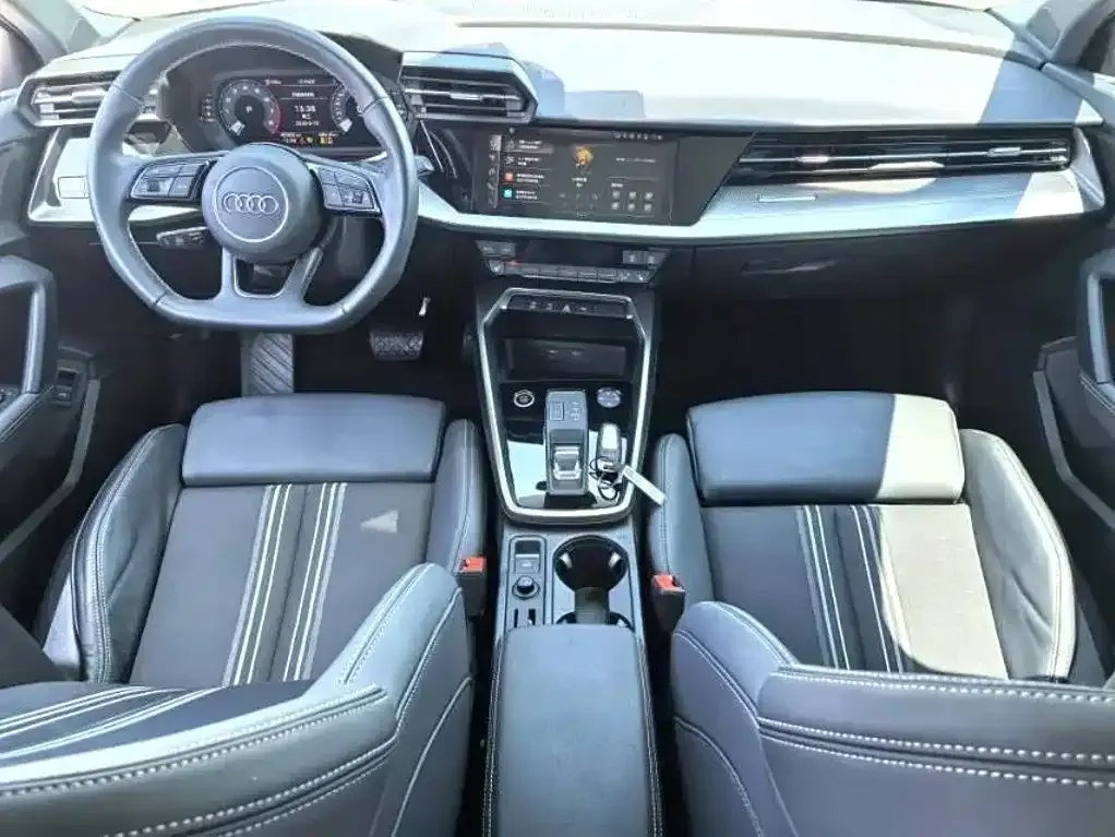 Audi Audi A3 2023 Sportback 35 TFSI Fashion Sport — Фото автомобиля 11
