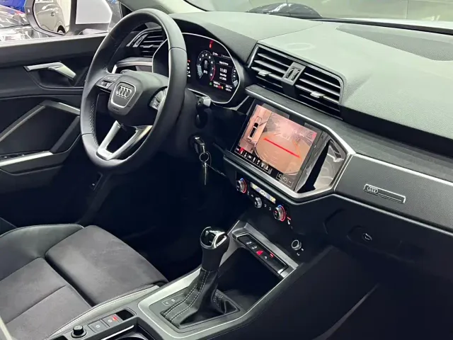 Audi Q3 — Фото автомобиля 19