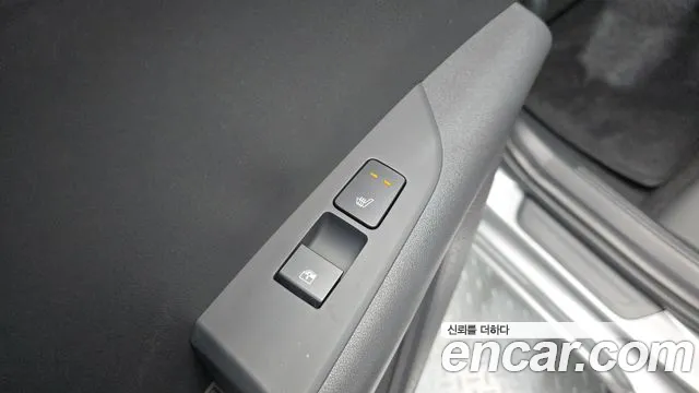 Kia Niro New — Фото автомобиля 27