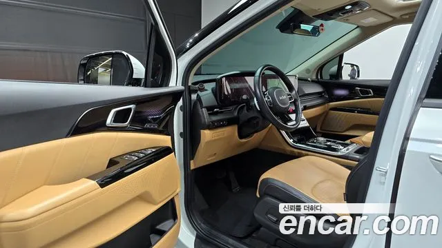 Kia Carnival Generation 4 — Фото автомобиля 11