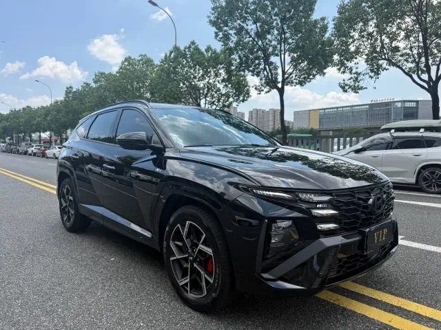 Hyundai Tucson — Фото автомобиля 3
