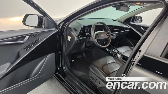 Kia Niro Niro (New) — Фото автомобиля 15