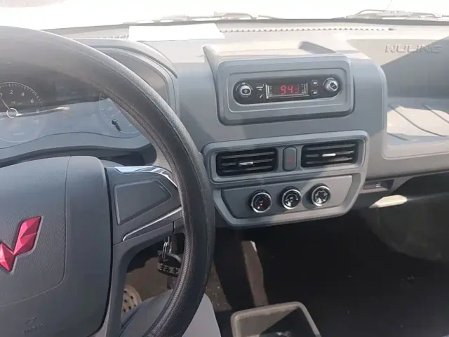 Wuling Yangguang — Фото автомобиля 12