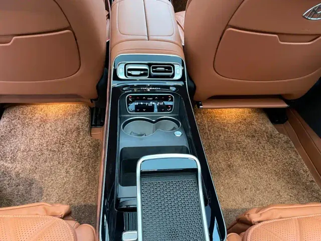 Mercedes-Benz Maybach S-Class — Фото автомобиля 16