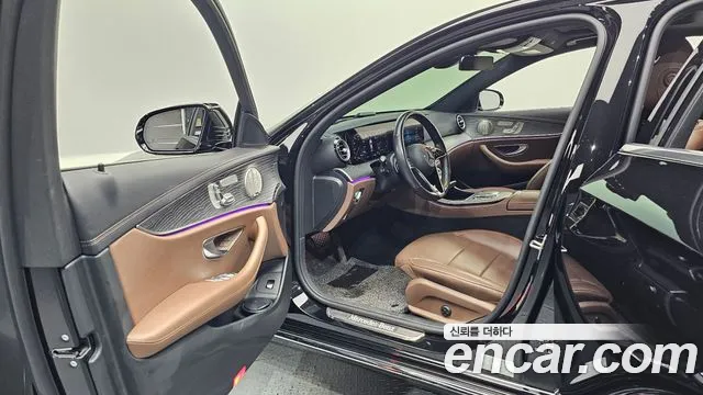 Mercedes-Benz E-Class W213 — Фото автомобиля 15
