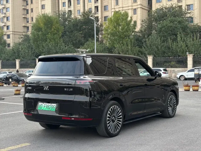 IM Motors LS8 — Фото автомобиля 14