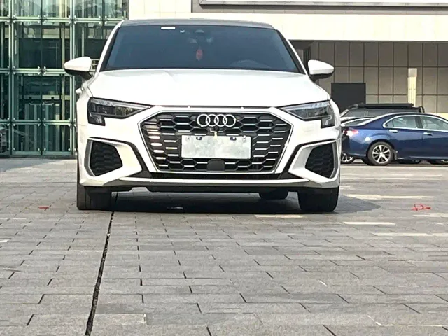Audi Audi A3 2023 A3L Limousine 35 TFSI Progressive Elegance — Фото автомобиля 2