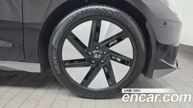 Hyundai Ioniq6 — Фото автомобиля 16