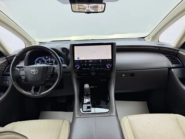 Toyota Alphard — Фото автомобиля 7