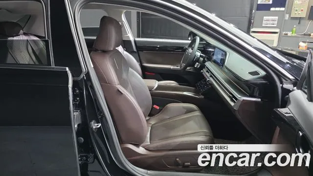 Hyundai Grandeur Grandeur (GN7) — Фото автомобиля 11