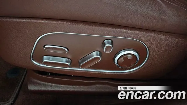 Genesis G90 Бензин 3.5 Turbo 2WD — Фото автомобиля 29