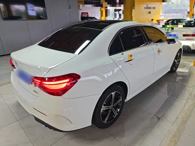 Mercedes-Benz A-Class — Фото автомобиля 6