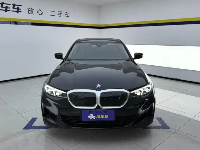 BMW i3 — Фото автомобиля 2