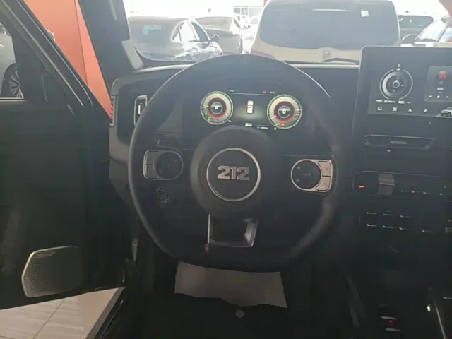 212 212 T01 2024 2.0T Mechanic — Фото автомобиля 10
