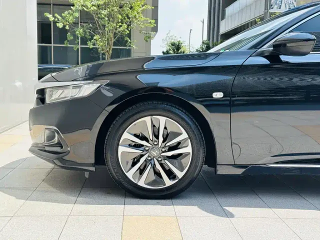 Honda Accord — Фото автомобиля 21