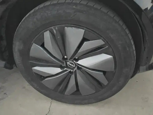 Nissan Ariya — Фото автомобиля 6