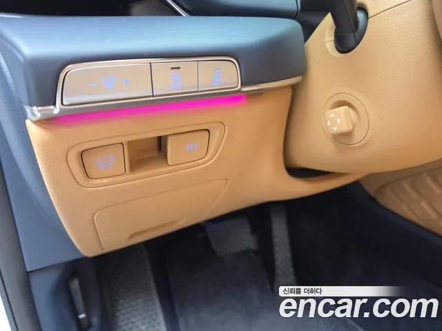 Genesis GV80 — Фото автомобиля 28