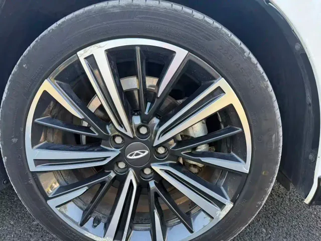 Chery Arrizo 8 — Фото автомобиля 17