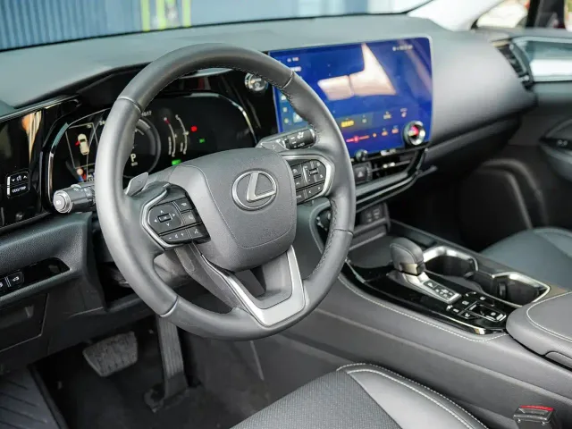 Lexus NX — Фото автомобиля 8