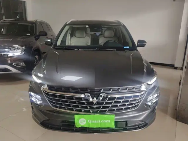 Wuling Victory — Фото автомобиля 2