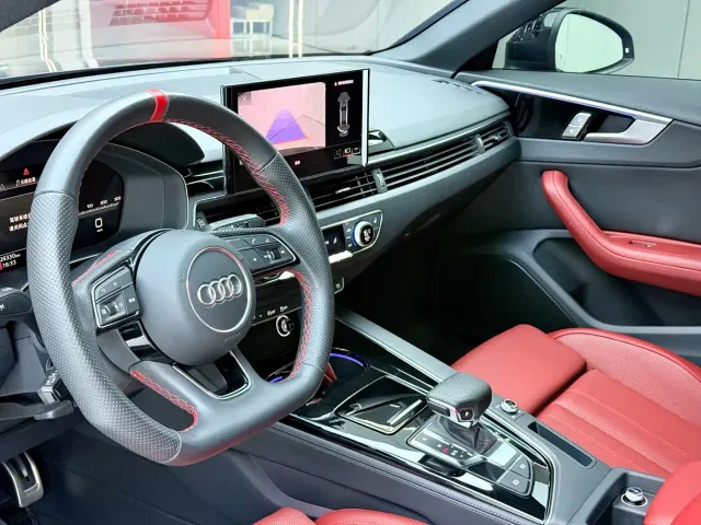 Audi A4L — Фото автомобиля 5